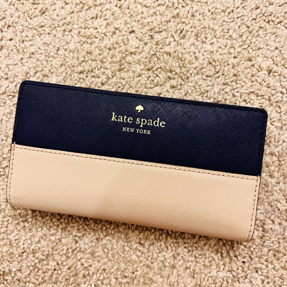 Kate Spade wallet preloved